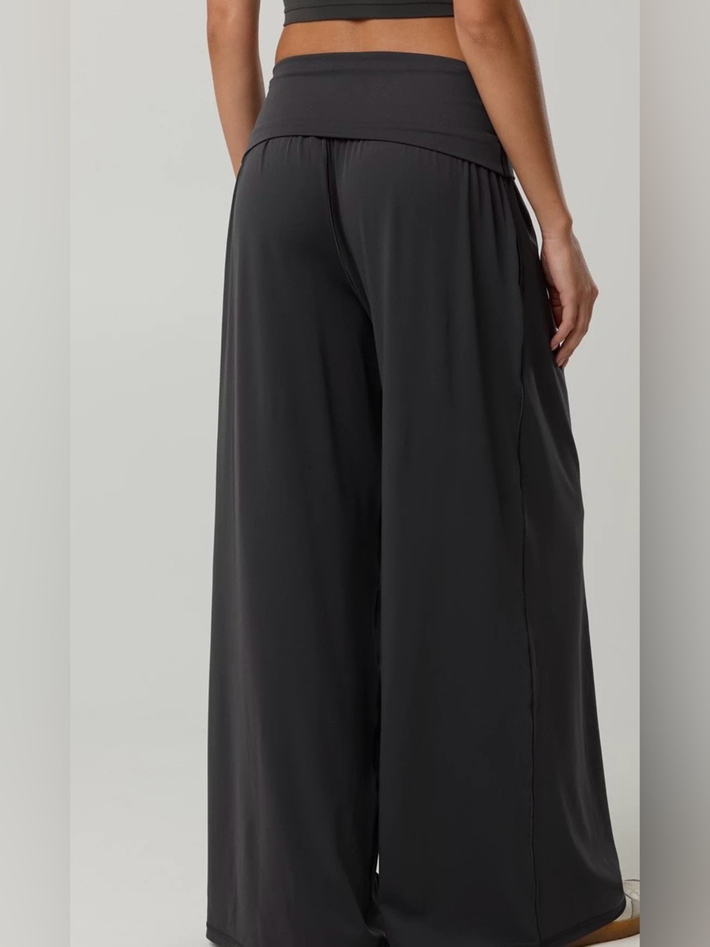 Aerie Offline Wide-Leg Black Women's Palazzo Pants 
Small - Picture 2 of 6